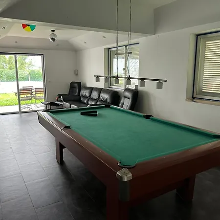 Βίλα At In A Private Condominium *